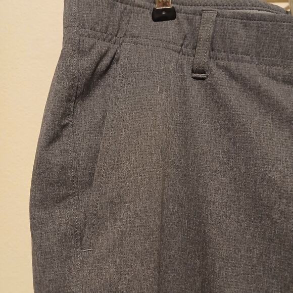 Under Armour Mens Golf Chino Pants 36 X 32 Gray Perforated Dress Casual - Picture 7 of 9